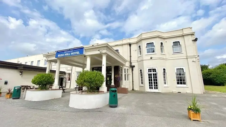 Russ Hill Hotel - Dış Mekan