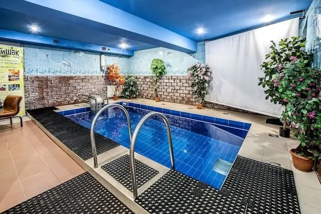 Russ Hotel - Havuz