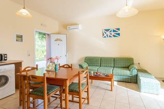 Villa Russa Alexandros Large Private Pool Walk to Beach Sea Views Wifi - 2018 - Oda