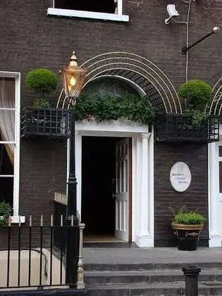 Russell Court Hotel