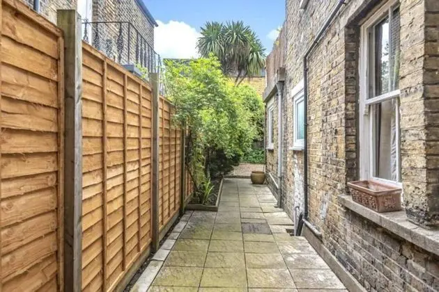 Rustic 2 Bedroom Flat in Brixton