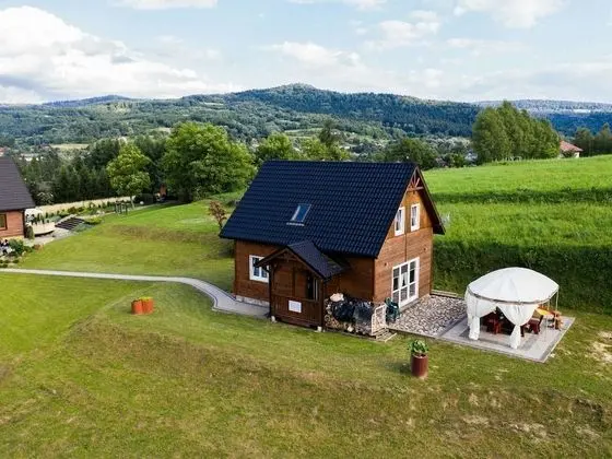 Rustic Chalet in Posada Gorna With Fireplace