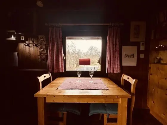 Rustic Chalet, Ultimate Relaxation in the Forest - Yerinde Yemek
