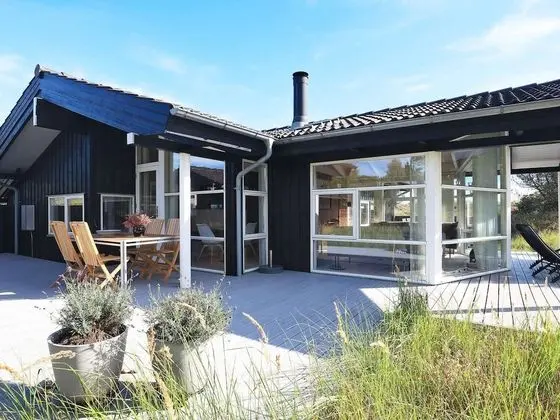 Rustic Holiday Home in Ålbæk With Private Whirlpool