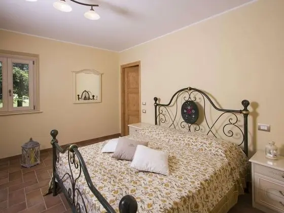Rustic Holiday Home in Fano With Garden & Terrace - Oda