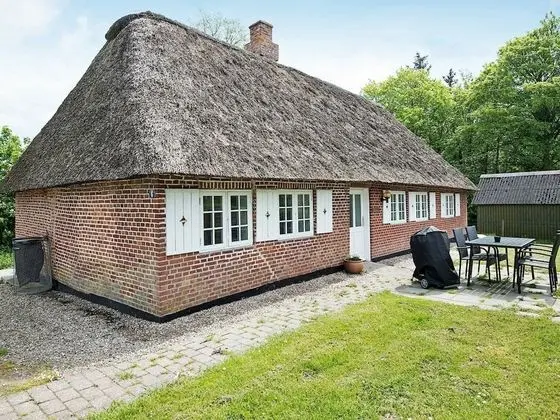 Rustic Holiday Home in Højer Bordering Natural Area