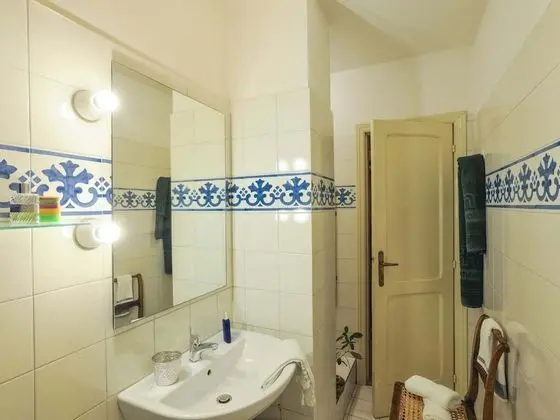 Rustic Mansion in Senigallia With Barbecue - Banyo Tipleri