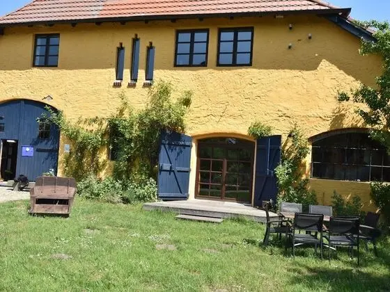 Rustic-style Apartment in Buschenhagen With Garden - Dış Mekan