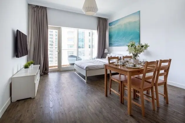 Rustic And Vibrant Studio Apartment In Downtown Dubai - Öne Çıkan Resim