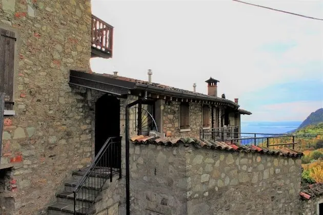 Rustico Pietre Antiche 3