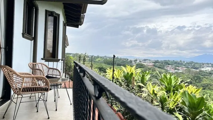 Ruta Verde B&B Boutique Coffee House & Grill