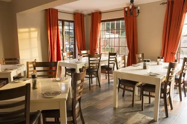 Ruth Avenue Guest House - Yerinde Yemek
