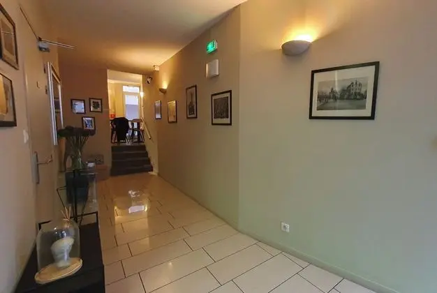 Ruthenium Hotel - Lobi