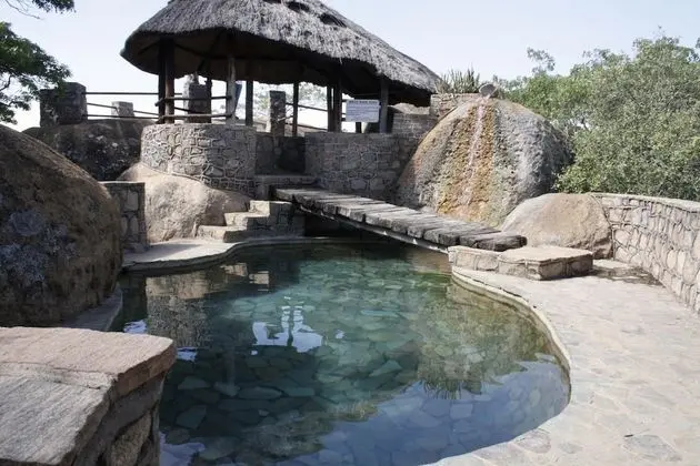 Ruwa River Herbal Clinic & All-Inclusive Oasis Spa Resort - Havuz