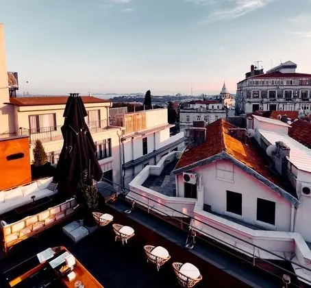 RUZ Hotels