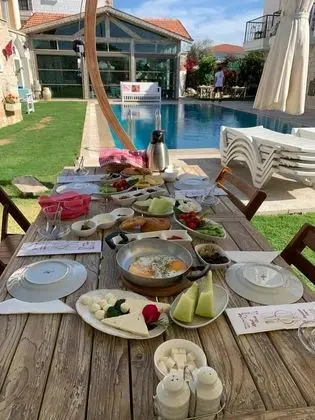 Rüzgar Gülü Hotel
