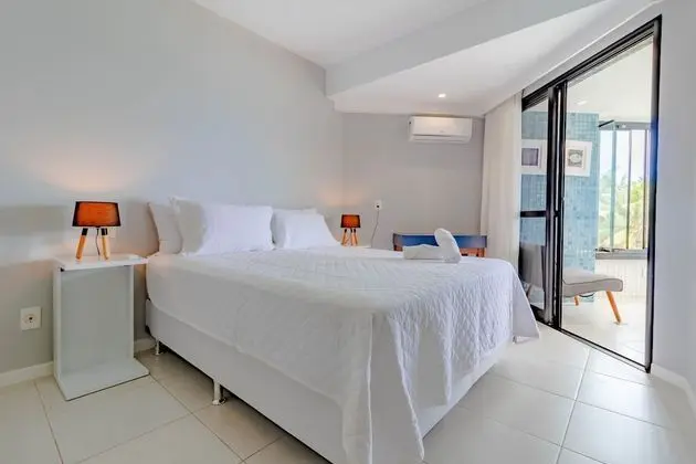 RV01 Excelente Quarto e Sala Pé na Areia - Oda