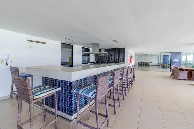 RV05 Excelente Quarto e Sala Pé na Areia