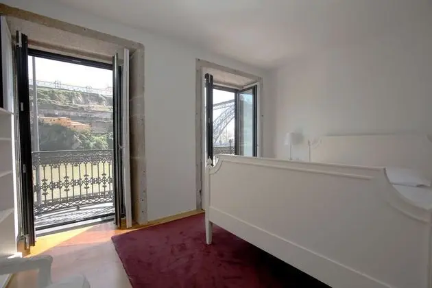 RVA Gustavo Eiffel Apartments