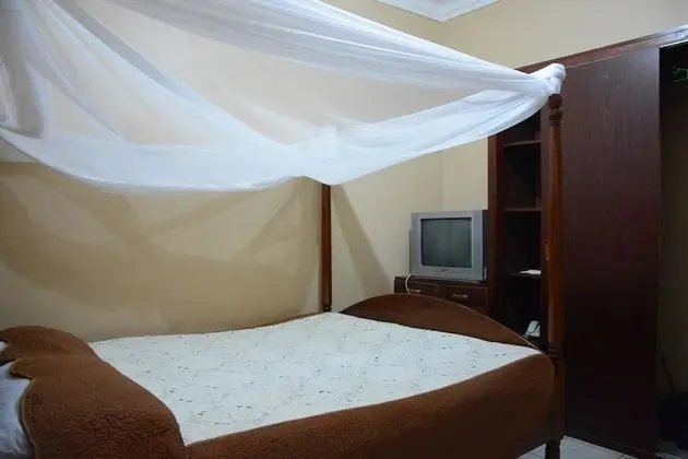 Rwenzori International Hotel - Oda
