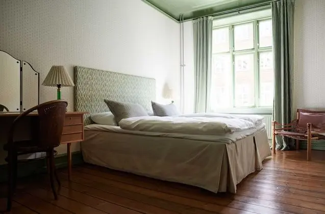 Rye 115 Hotel - Oda
