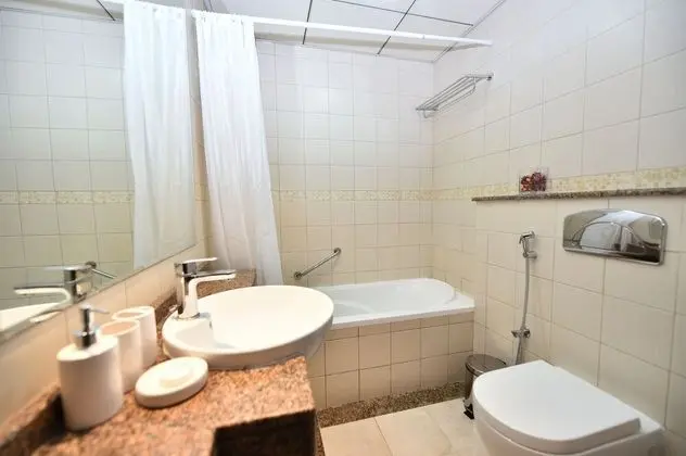 RYN - Dubai Marina Studio with balcony - Banyo Tipleri