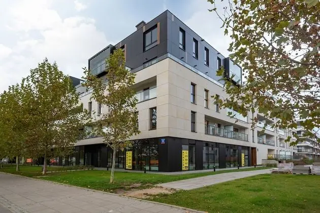 Rzeczypospolitej Apartment by Renters