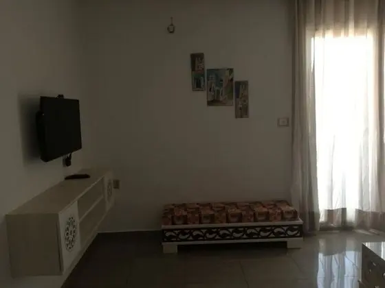 s 2 1 km From the Beach Mansoura Kelibia - İç Mekan