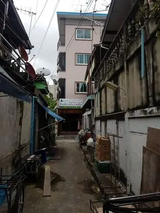 S.E.T Thanmongkol Residence - Dış Mekan