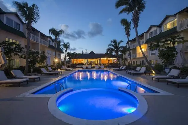 Villas of Elephant Walk, TCI - Havuz