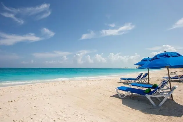 Villas of Elephant Walk, TCI - Plaj