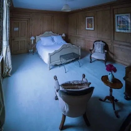 S. Howard Guesthouse