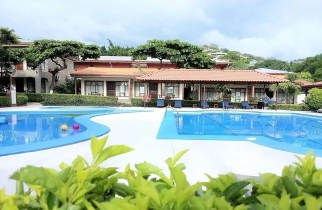 Hotel & Villas Huetares - Havuz