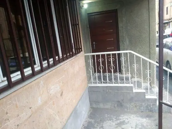 S & J - Hostel