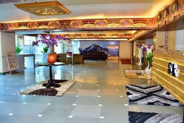 Hotel S. K Crown Park Naraina - Lobi