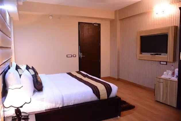 Hotel S. K Crown Park Naraina - Oda