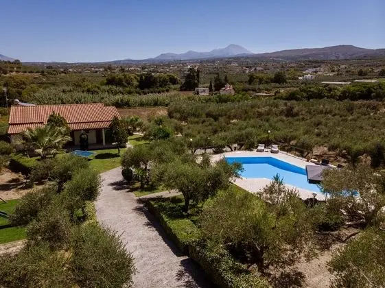 Villas Lefkothea