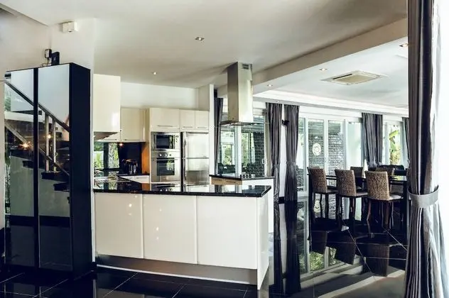 Villas In Pattaya - Mutfak