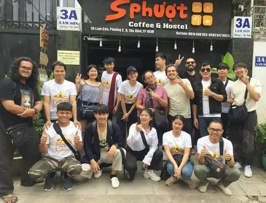 S Phuot Airport Homestay