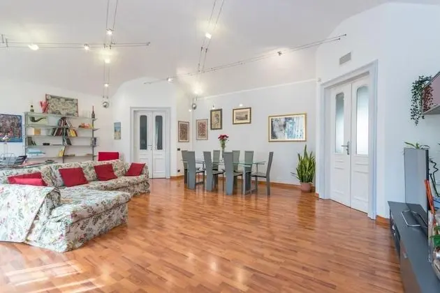 S Salvario Family Apartment by Wonderful Italy