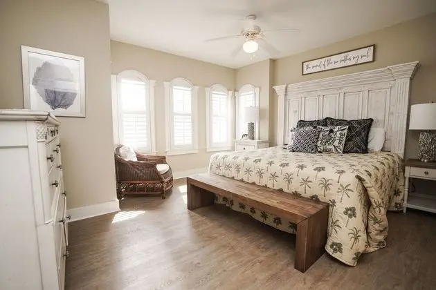 Villas of Seacrest Beach on 30A by Panhandle Getaways - Oda