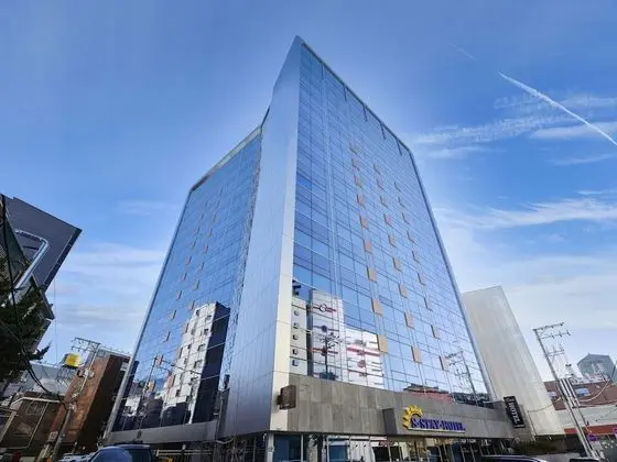 S Stay Hotel