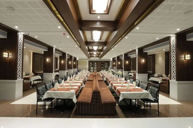Hotel S3 Park, Ambernath