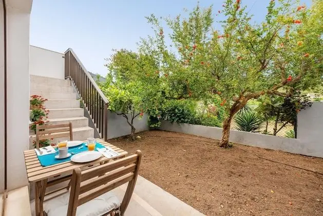 SA Llimonera - Charming Town House With Patio and Garden Free Wifi