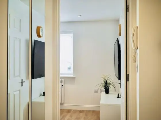 SA Today Apartments Guildford - Lobi