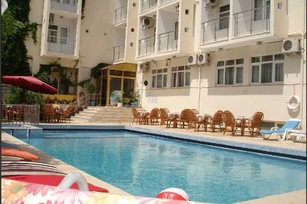 Hotel Saadet - Havuz