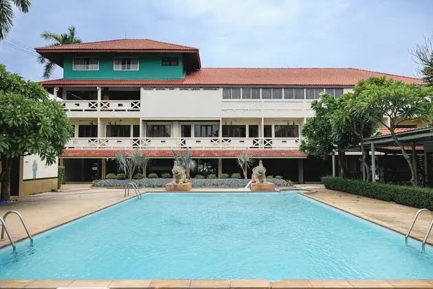 Sabai Hotel Lopburi - Havuz