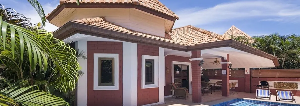 Villa Sabai Near City and Beach