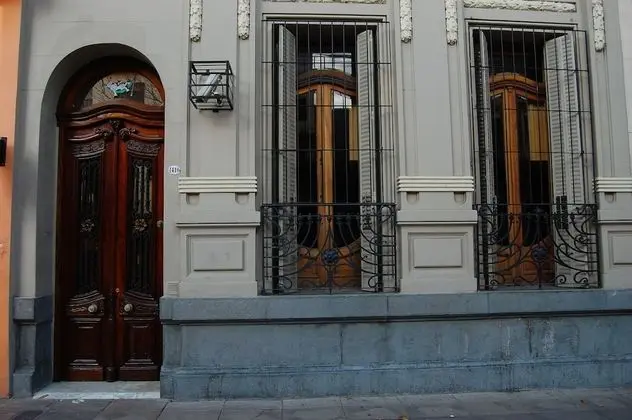 Sabatico Travelers Hostel & Guesthouse