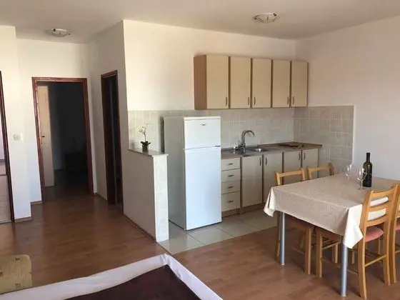 Sabina - Parking - A1